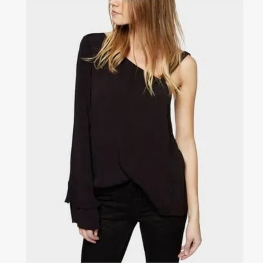 Sejour Plus Sized One Shoulder Blouse 18W